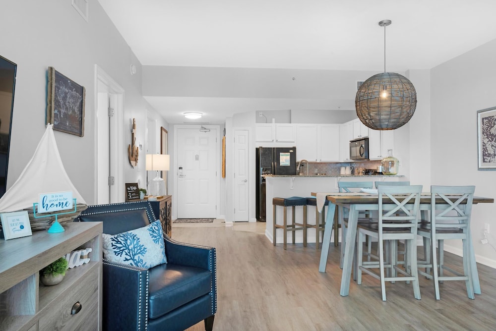 Palms Resort #2711 Jr. 2BR