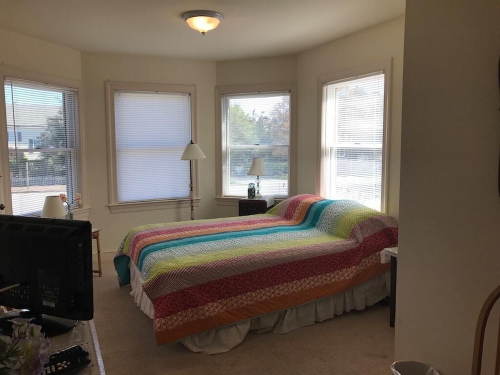Surf Avenue 47
