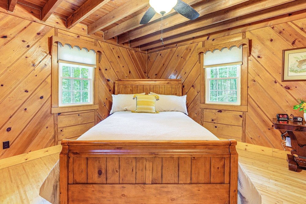 Secluded Lodge Stay: Day Trip to Audra State Park!