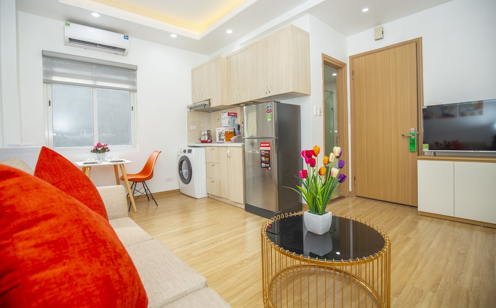 Sumitomo 11 APT - Alley 39 Linh lang