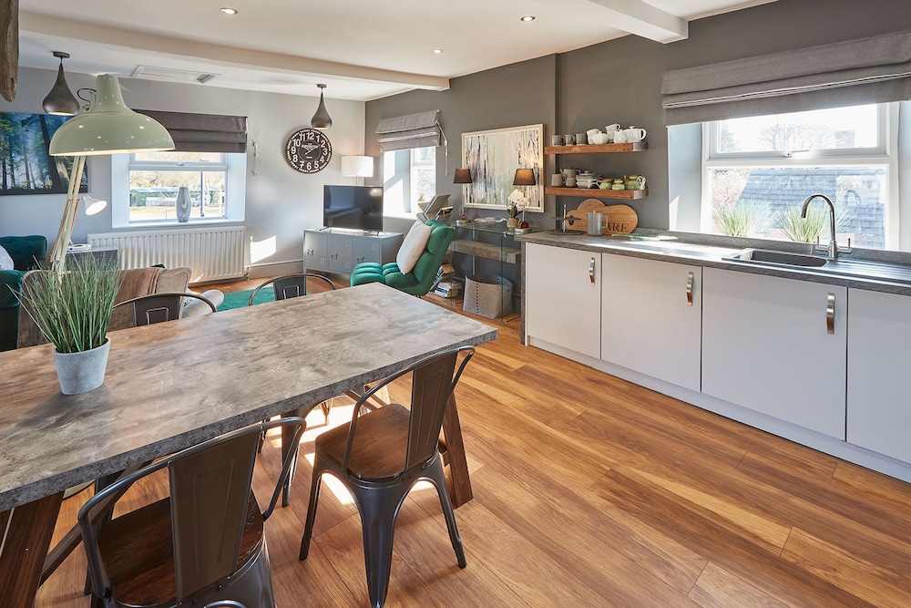 Host Stay No 9 Victoria Road view 5