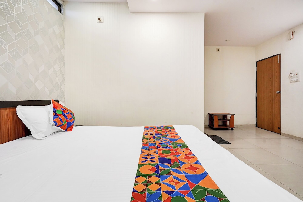 Fabhotel Krishna Inn