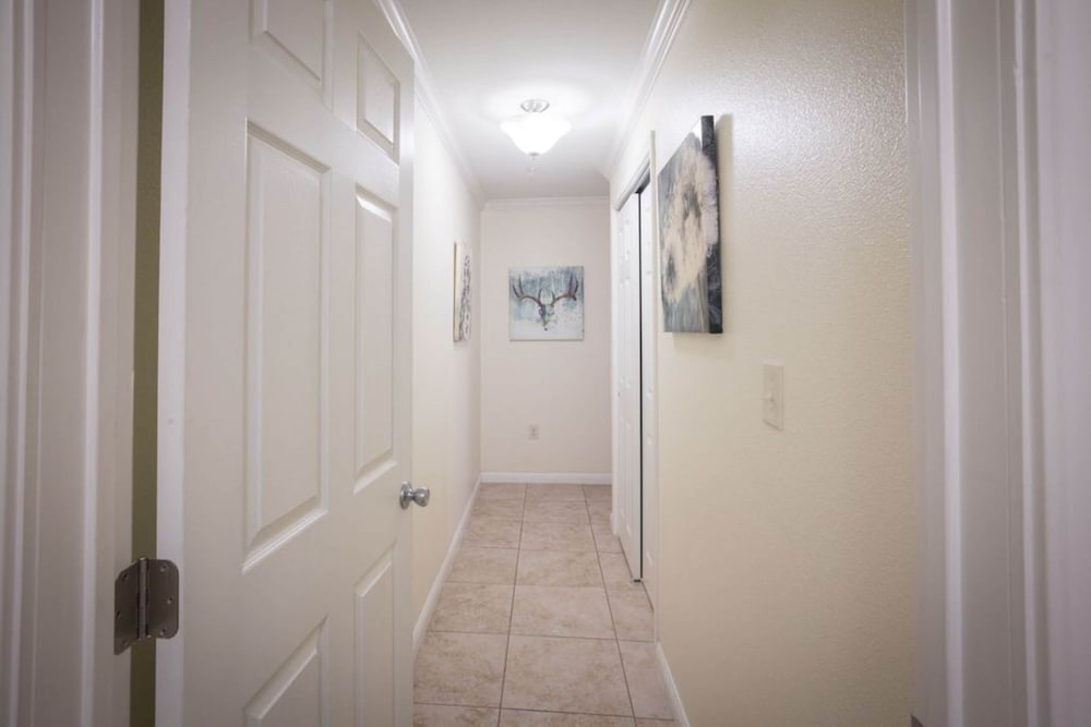 Waterwheel Hideaway - Cozy Condo for 6 With Resort-style Amenities