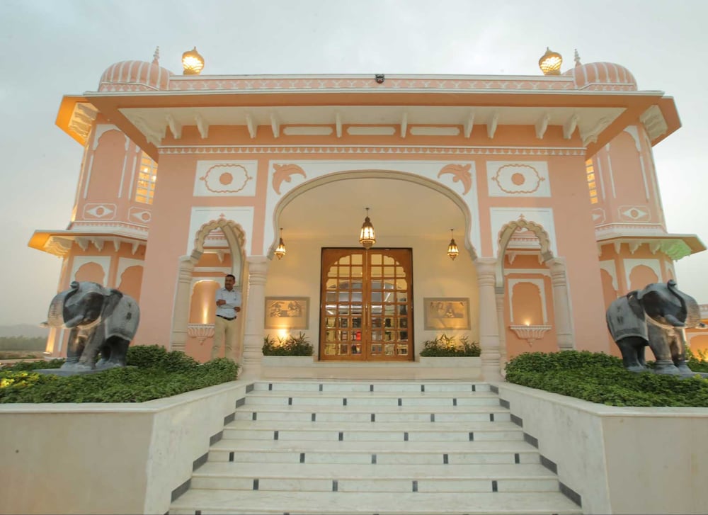 Buena Vista Luxury Resort