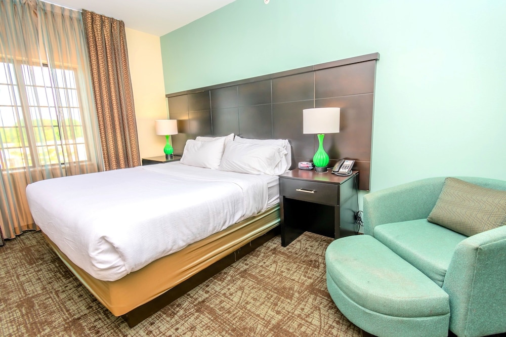 Staybridge Suites Houston IAH - Beltway 8, an IHG Hotel - Property Image 43