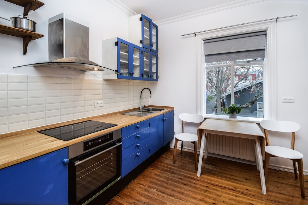 Apartment B29