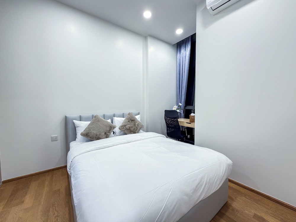 New Residence in Central Bangkok Siam Paragon · Central World
