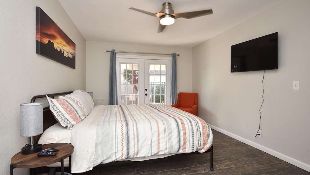 Fairfield in Mesa With 4 Bedrooms and 3 Bathrooms