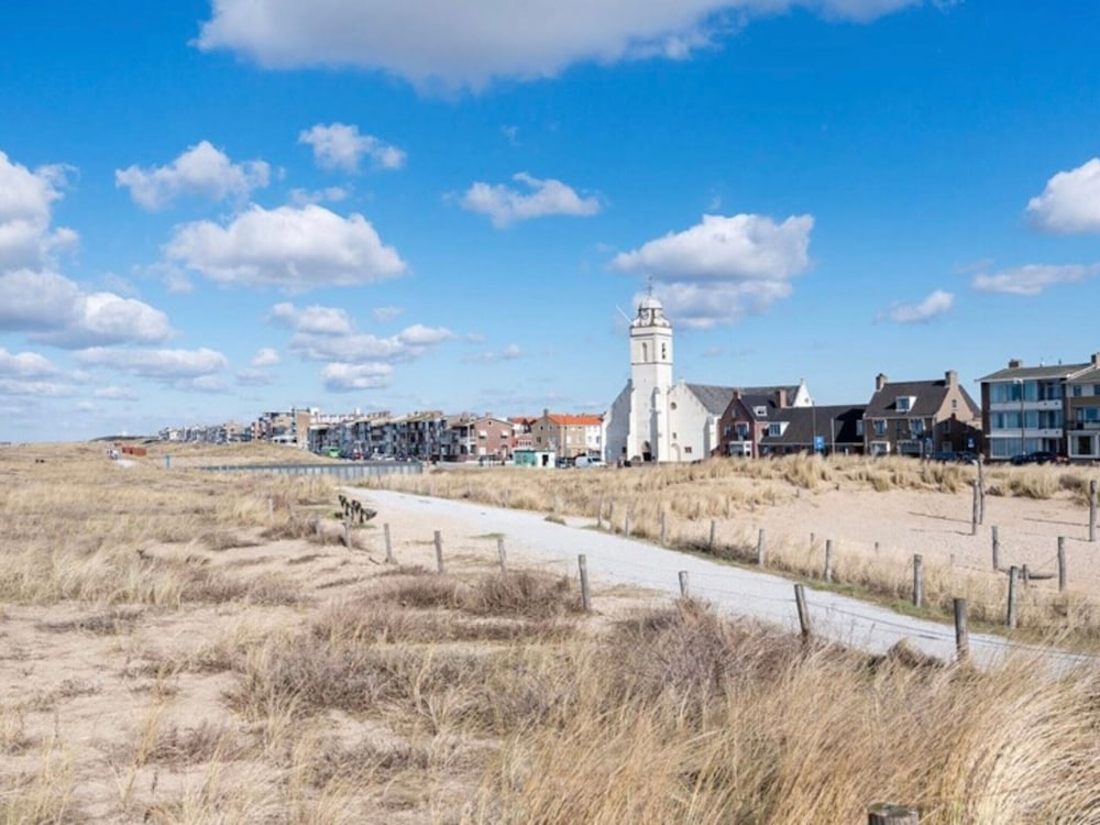 Beautiful Holiday Home Near sea in Katwijk view 3