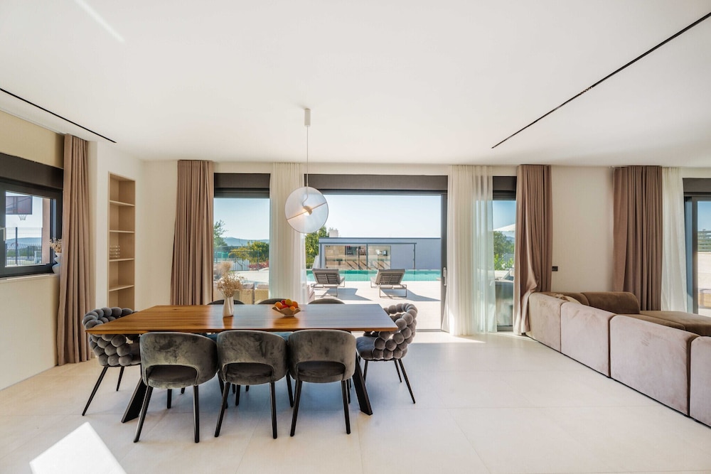 Villa Freedom