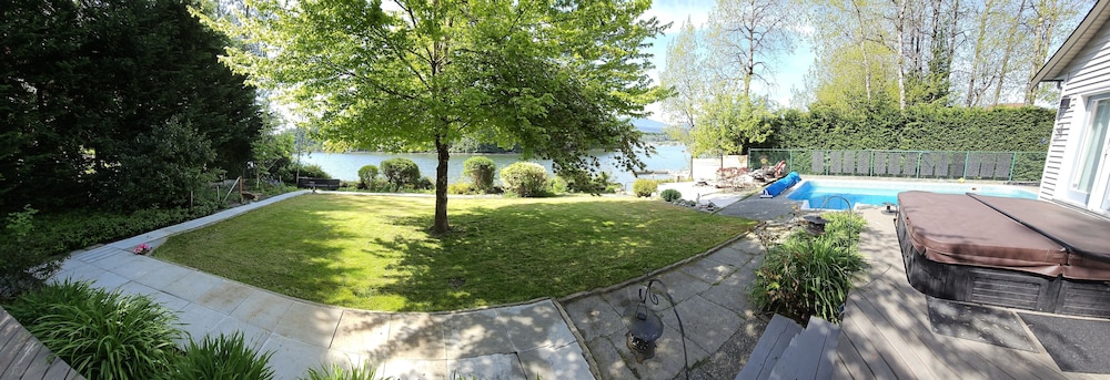 Luxury ocean dock pool villa