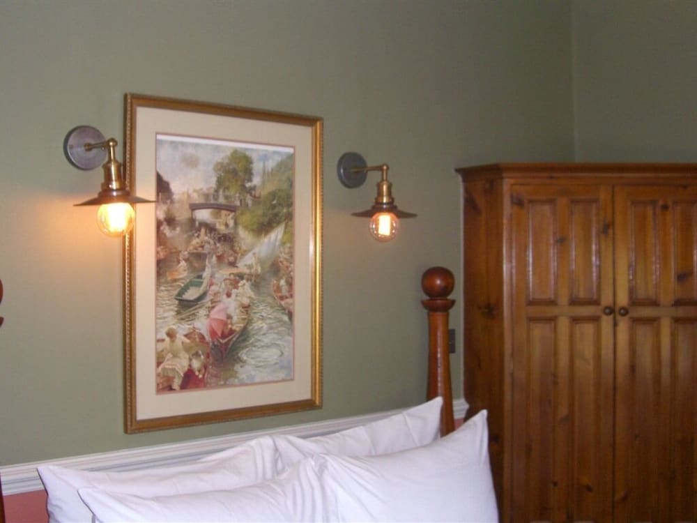 Altrincham Vacations - Ash Farm Country Guest House - Property Image 59