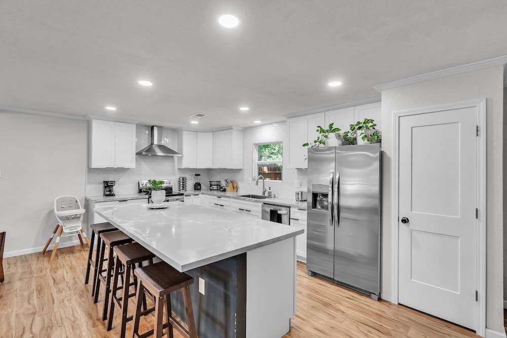 Stylish Flower Mound Home With Private Pool 5 Bedroom Home