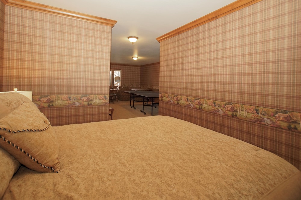 Luxury View Lodge