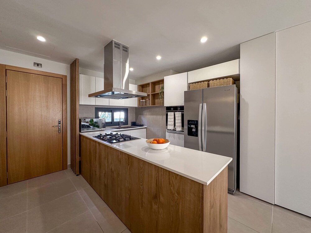 Spectacular Brand new Beach Condo
