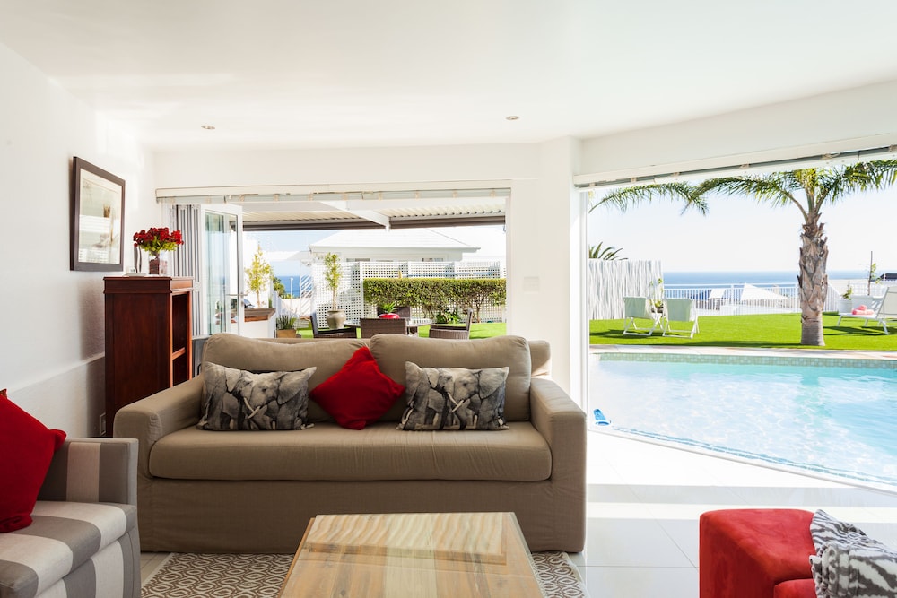 Funkey Villas