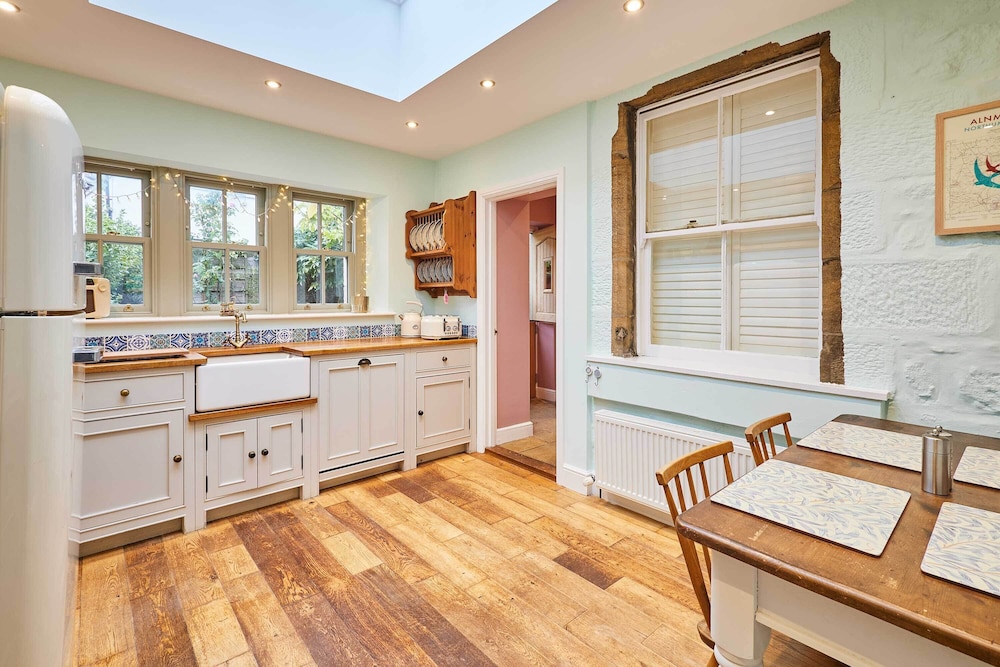 Host Stay Sonsy Cottage