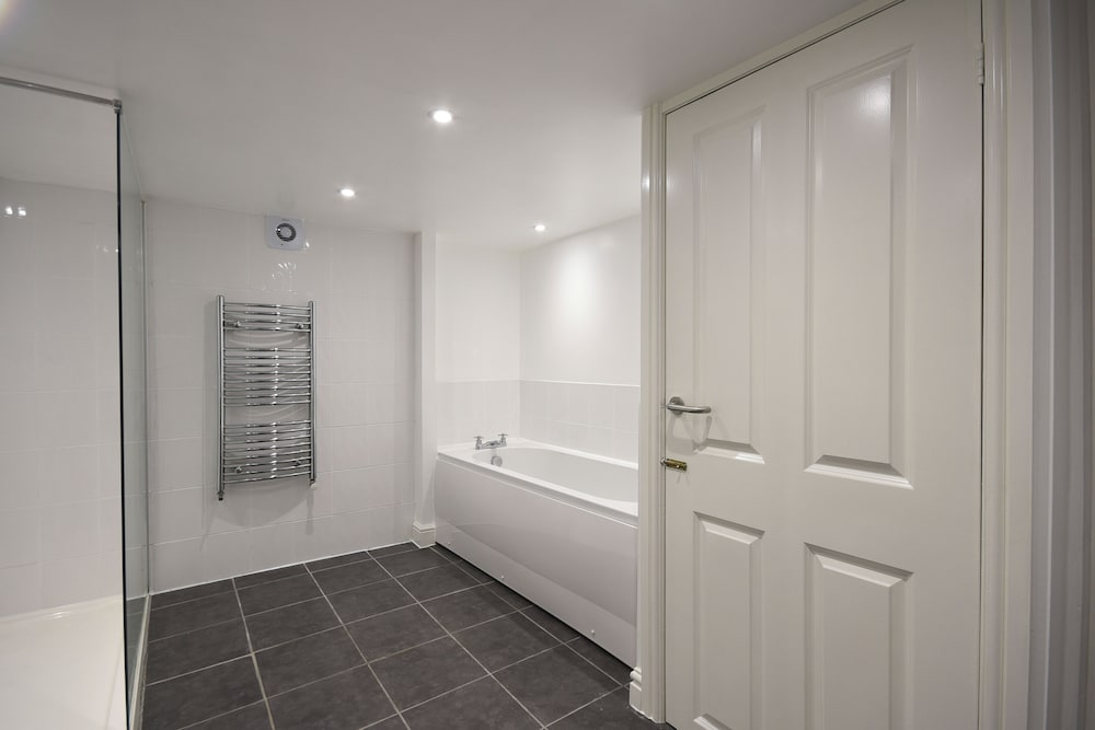 Boughton House Apartments by Guestz