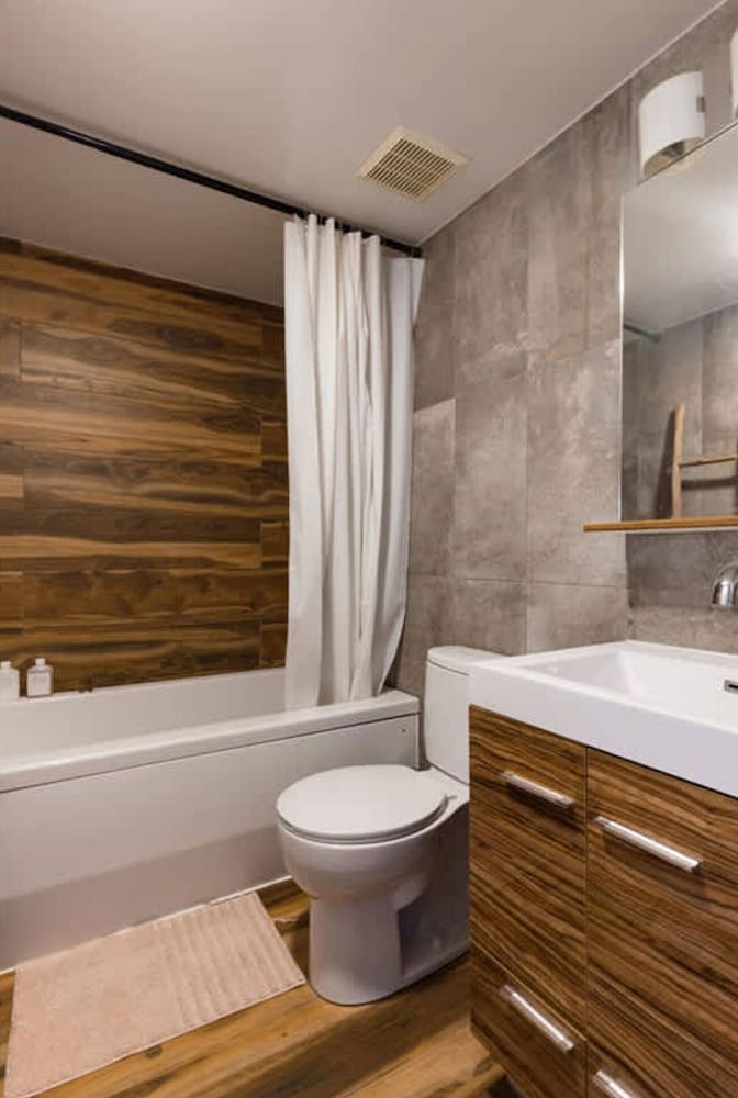 Dekalb by Rove Travel Duplex Loft w Terrace