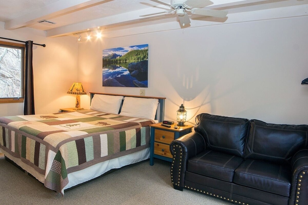 Sunnyside Knoll: 10 1 Bedroom Studio - Property Image 2