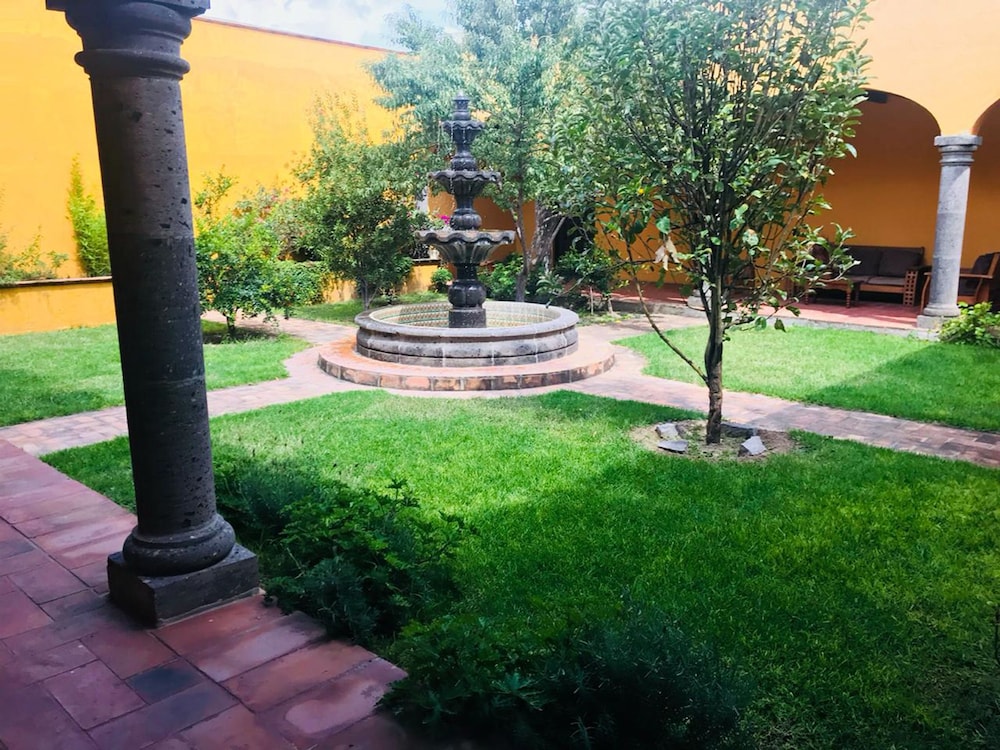 Villa Colibrí view 3