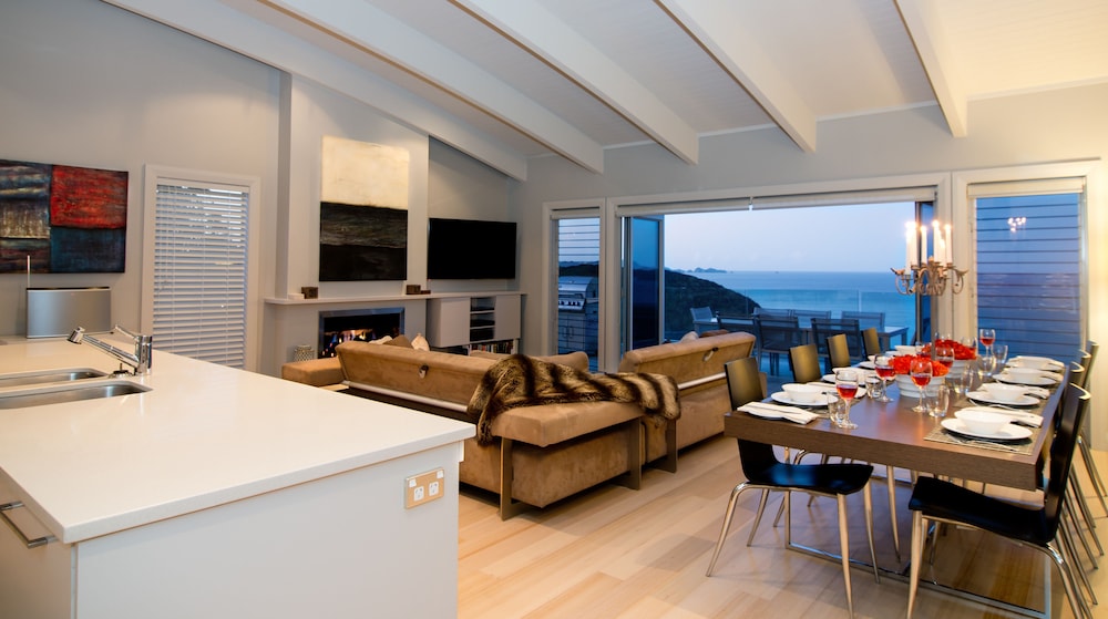 Cloud 9 Luxury Villa