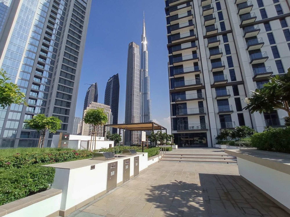 Full Burj Khalifa Views in This Amazing 2 Bedroom