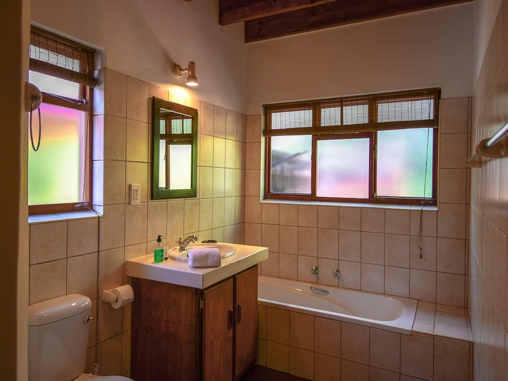 6-person Villa at Kruger Park Entrance view 2