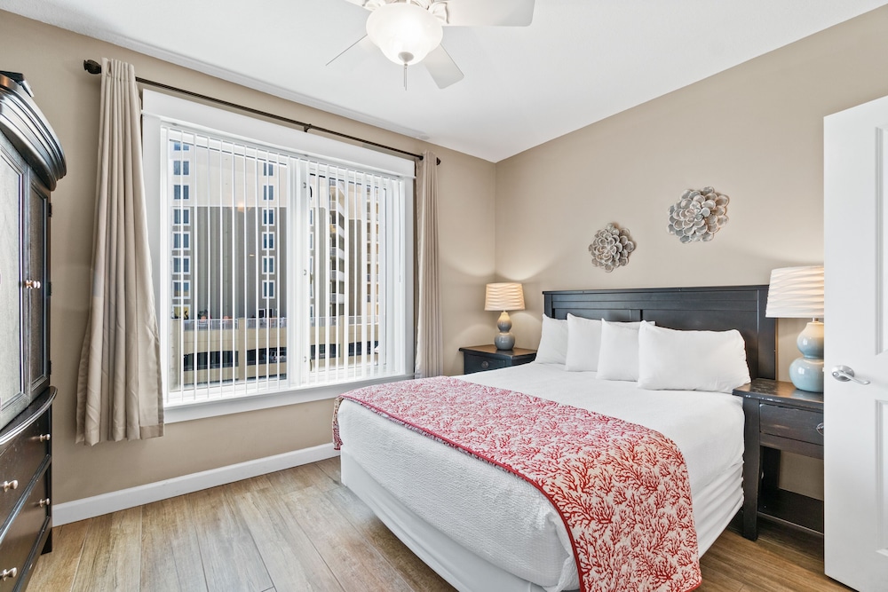 Grand Panama Beach Resort by Panhandle Getaways