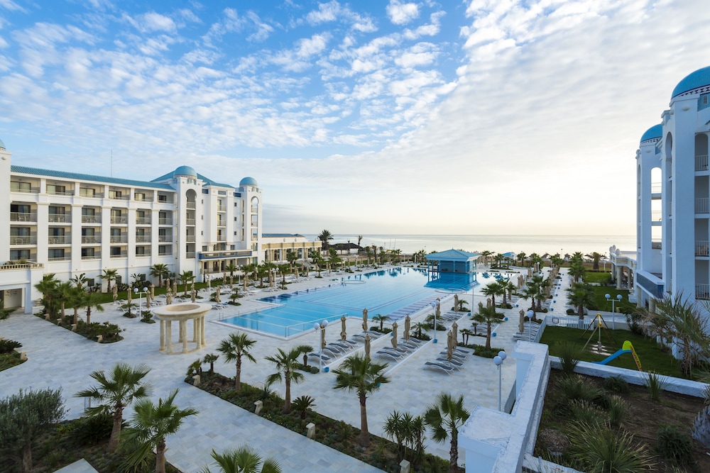 Hotel Concorde Green Park Palace