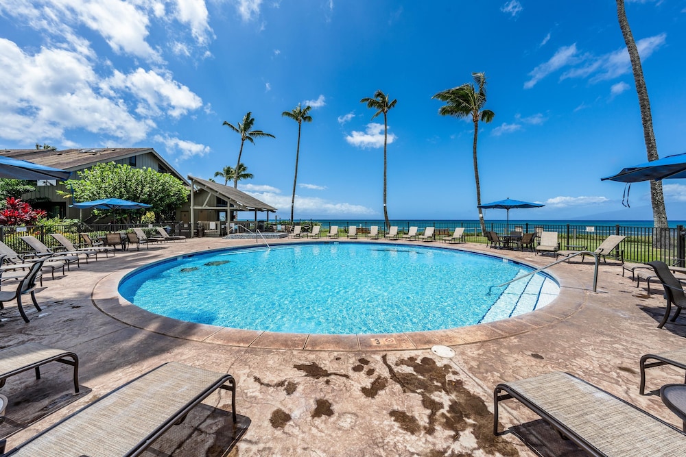 Kahana Village 3 in Lahaina