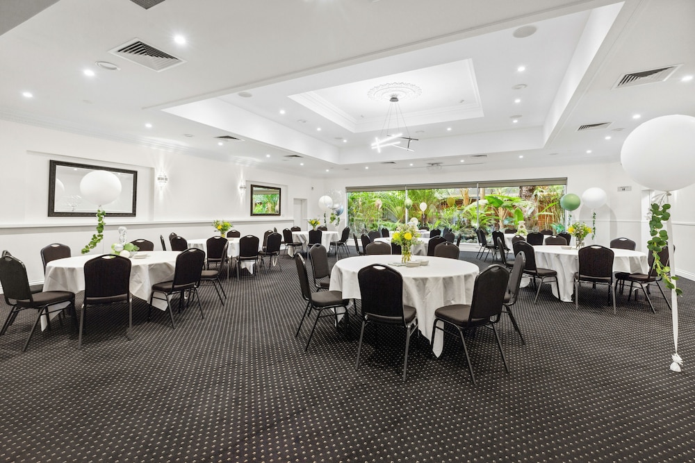 meeting & event spaces