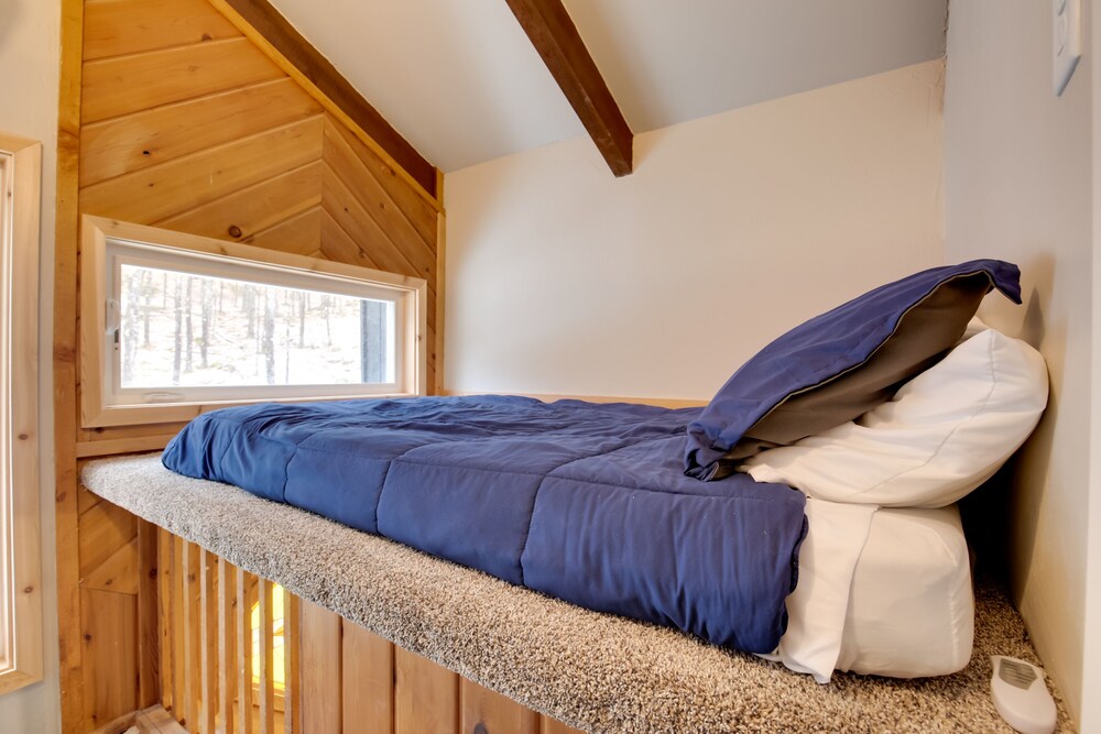 Iron River Condo w/ Gas Grill Near Skiing + Hiking