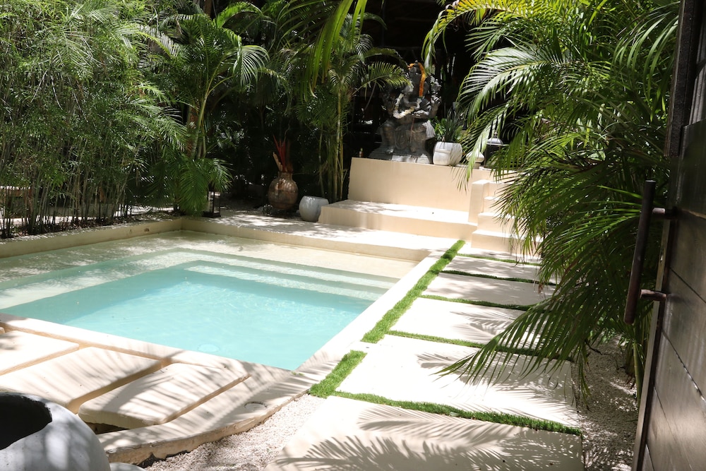 Ikal Bungalows