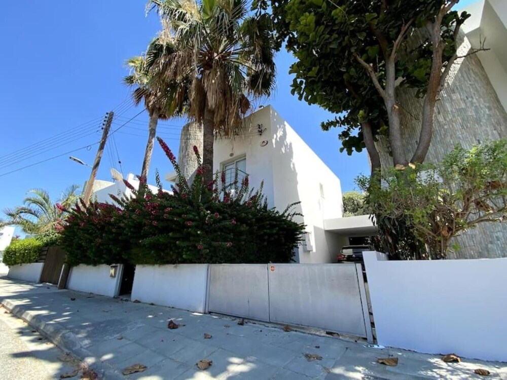 Pearl Villa