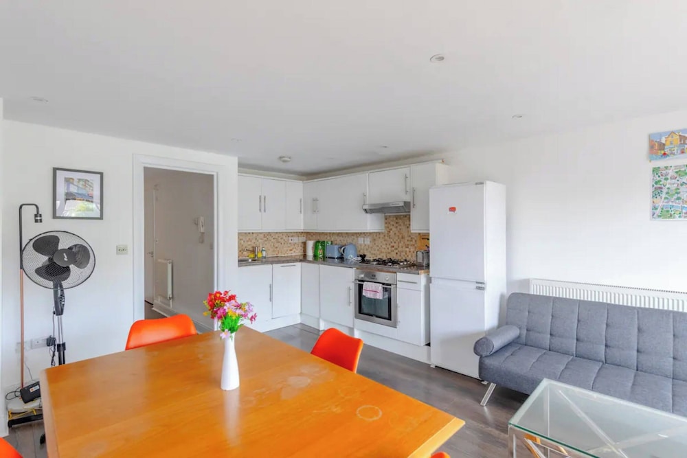 Bright & Contemporary 1BD Flat - Haggerston
