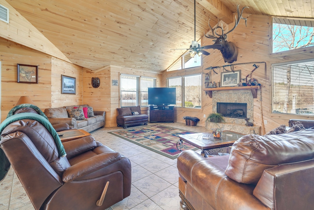Fire Pit, Views: Lakefront Toledo Bend Retreat!