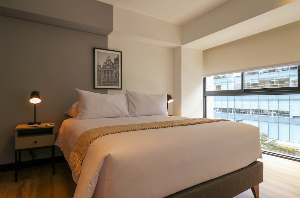 w Amazing 1BR w Perfect Balcony in San Isidro