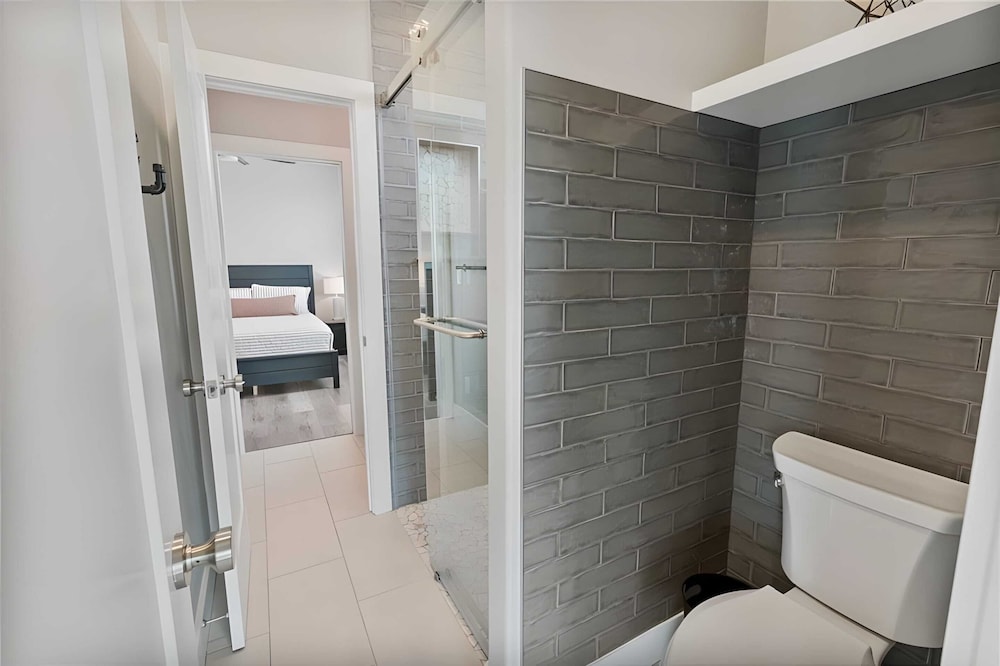La Concha Blvd #31 -
