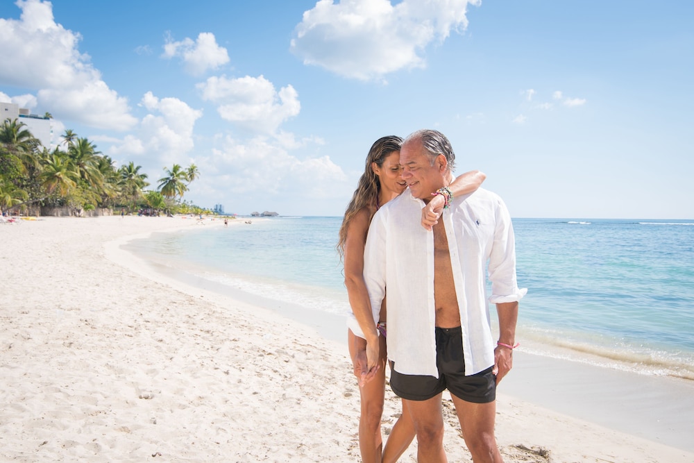 Emotions by Hodelpa - Juan Dolio - All inclusive