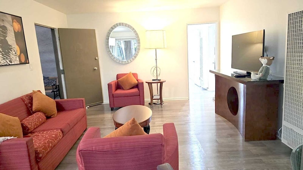 Executive Suites near Santa Monica