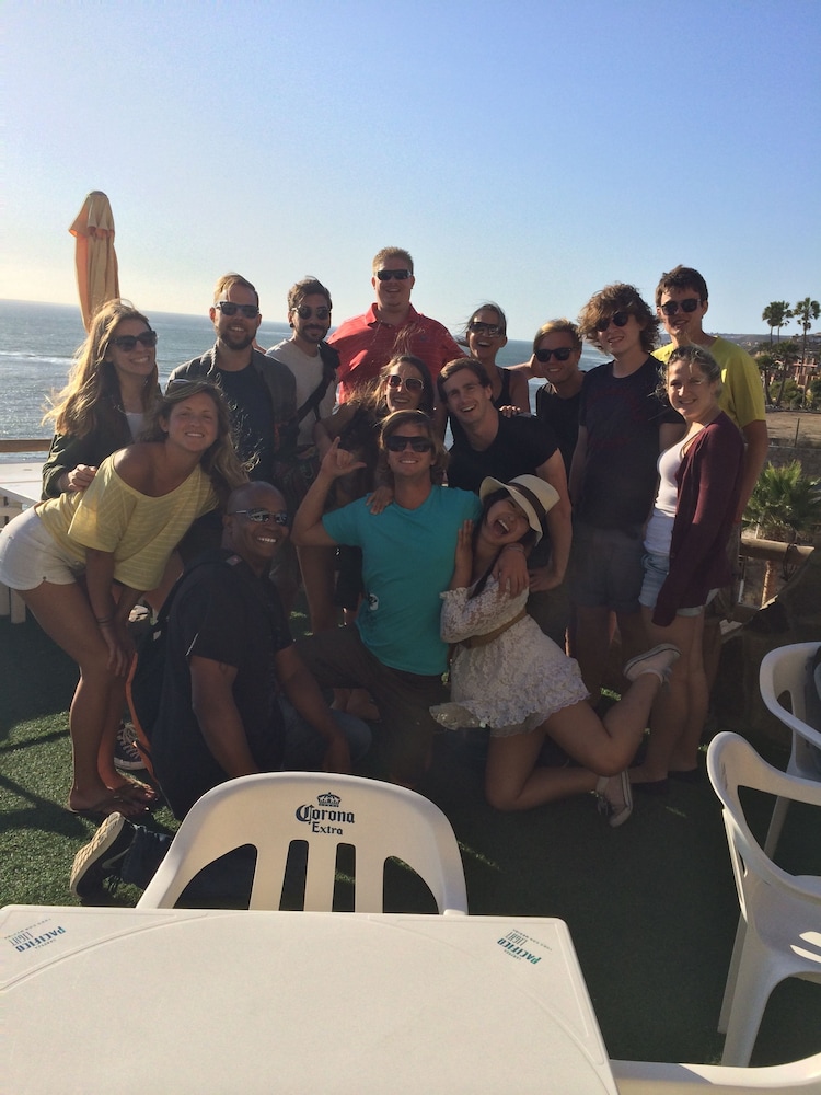 International Travelers House Hostel \- Downtown San Diego Little Italy.