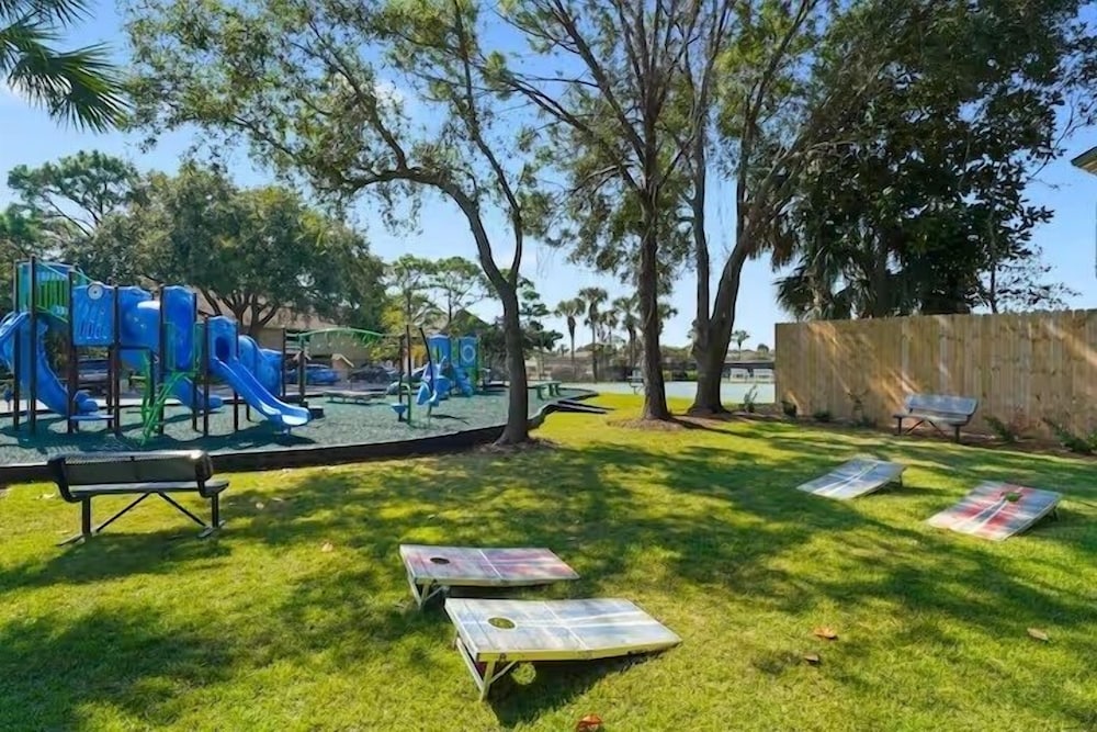 Grandview 2 Bedroom Condo