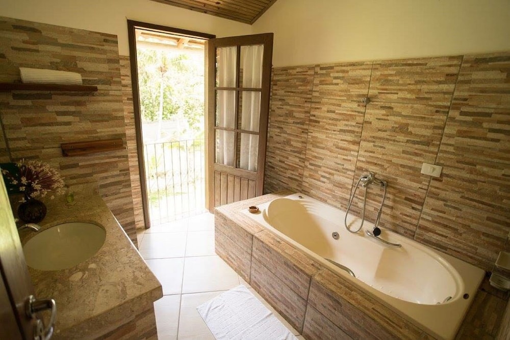 Vila Rosa dos Ventos - casas e pousada