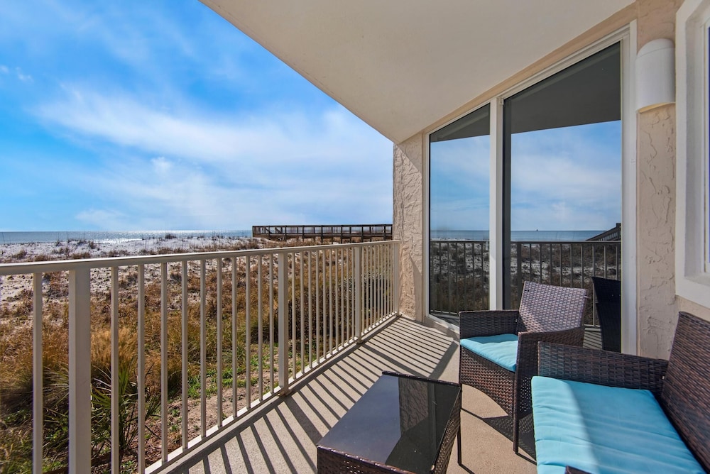 Starboard Village 411