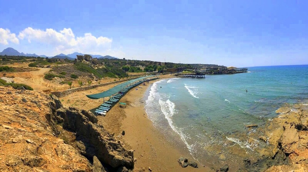 ZAMBAK Holiday Village