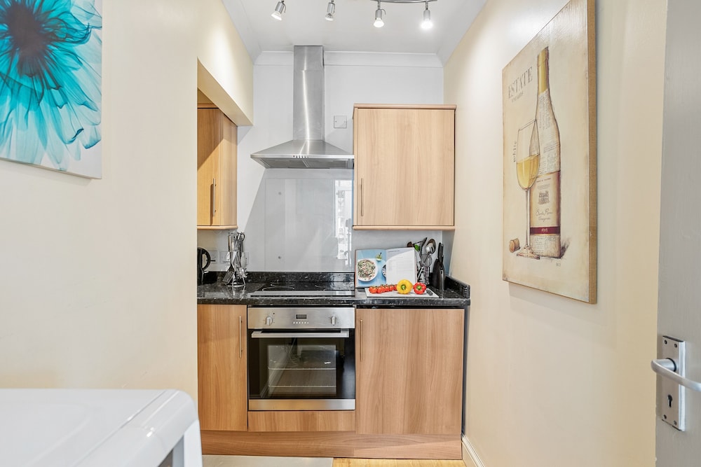Bedford House Apartments