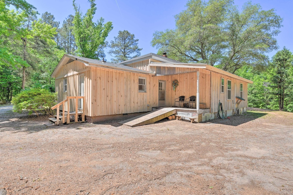 Bright Converted Schoolhouse in Chesterfield! view 5