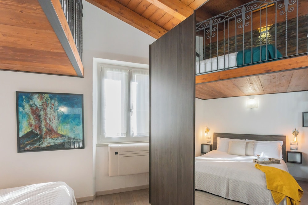 Domus in Como by Rent all Como