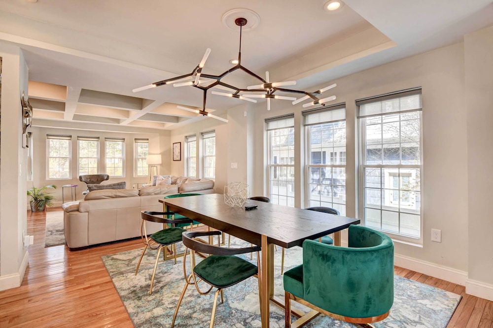 Updated Baltimore Home 8 Mi to Downtown! - Property Image 12